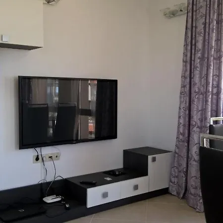 Oasis 2 Bed Appartement *