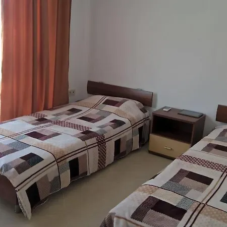 Oasis 2 Bed Appartement *